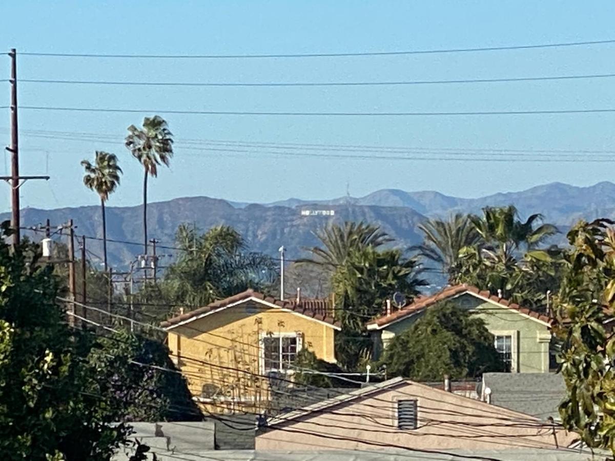 Private Room In Los Angeles With Wifi, Tv, And View Of Hollywood Sign & Shared Kitchen Екстериор снимка