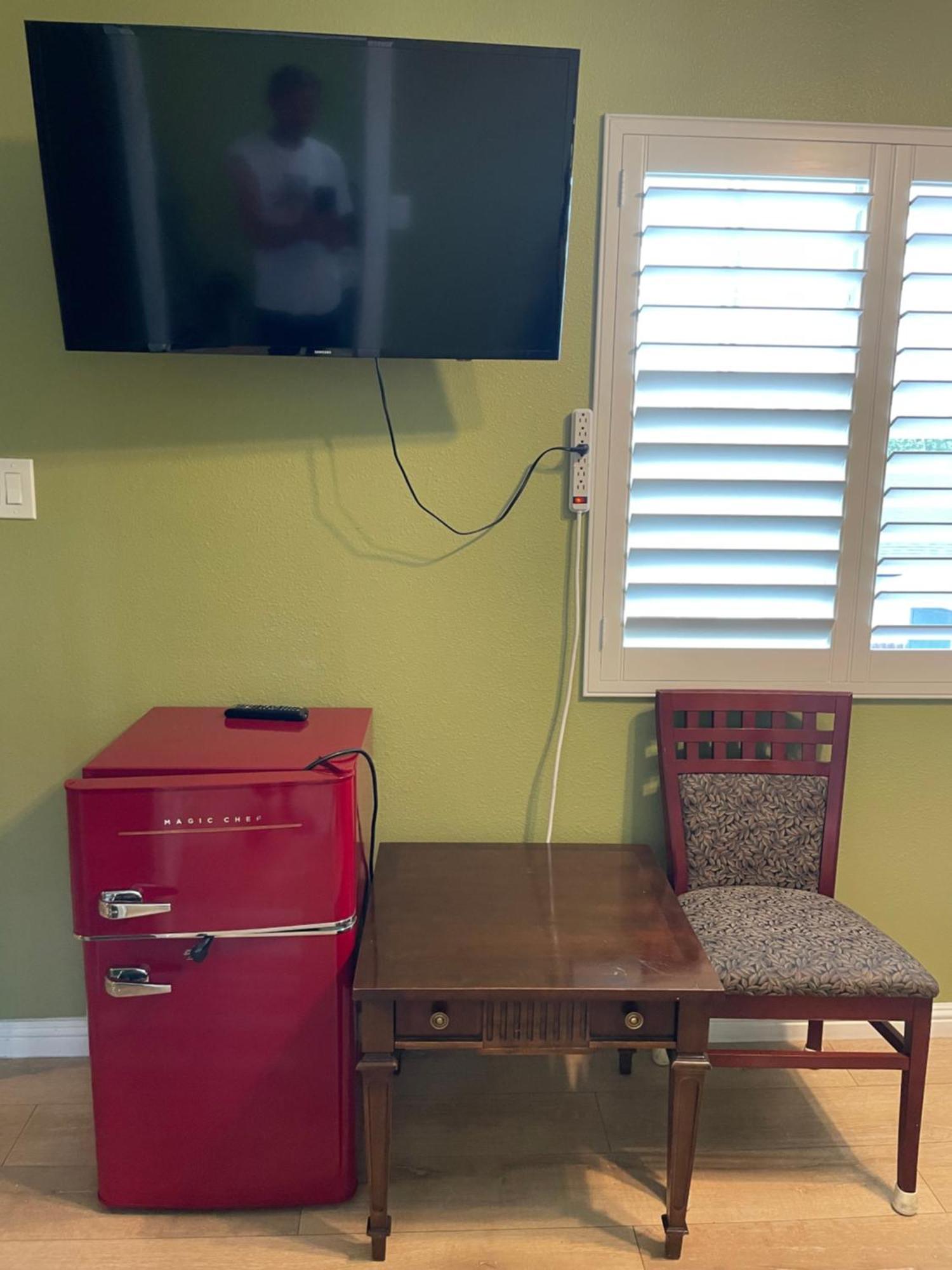 Private Room In Los Angeles With Wifi, Tv, And View Of Hollywood Sign & Shared Kitchen Екстериор снимка